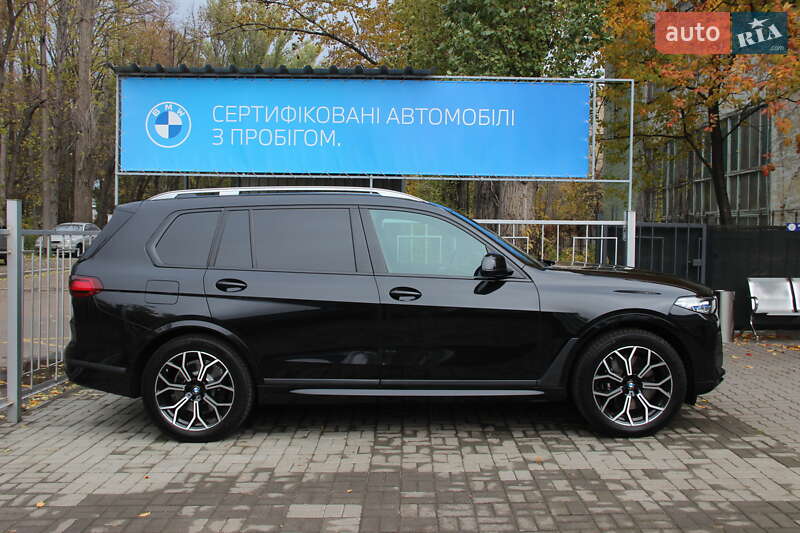 Позашляховик / Кросовер BMW X7 2022 в Черкасах фото 2 Позашляховик / Кросовер BMW X7 2022 в Черкасах