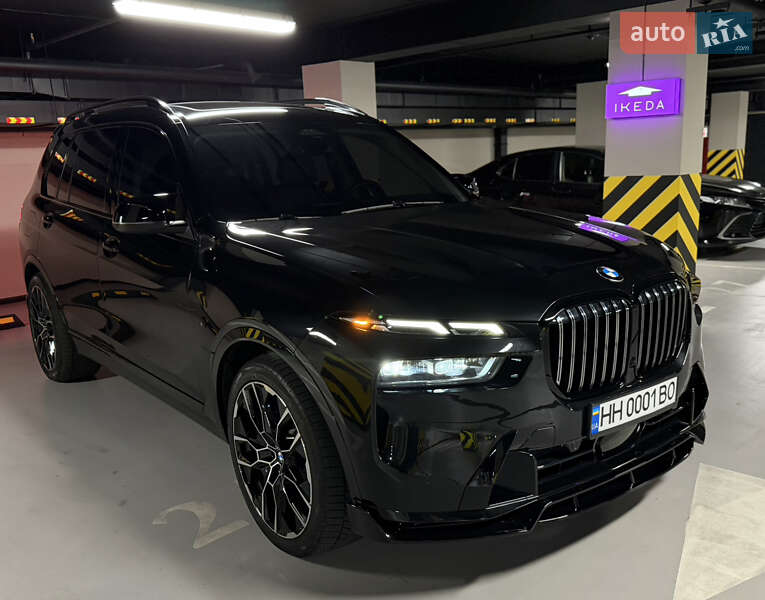 Внедорожник / Кроссовер BMW X7 2023 в Одессе