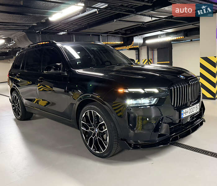 Внедорожник / Кроссовер BMW X7 2023 в Одессе