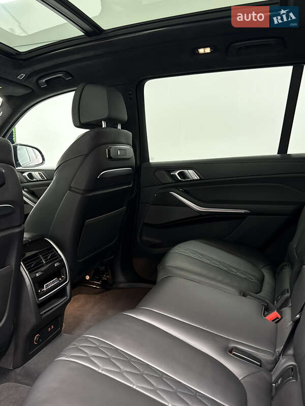 Позашляховик / Кросовер BMW X7 2024 в Одесі
