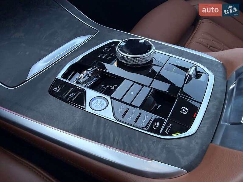 Позашляховик / Кросовер BMW X7 2025 в Києві