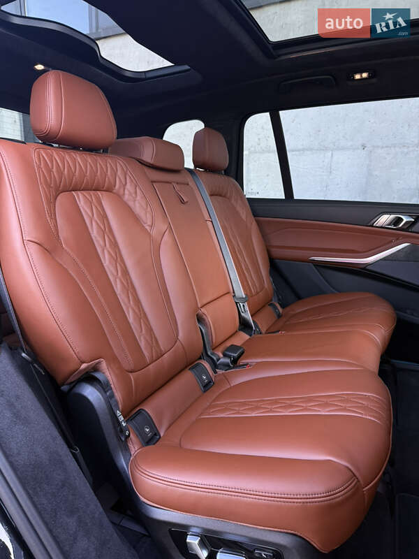 Позашляховик / Кросовер BMW X7 2025 в Києві