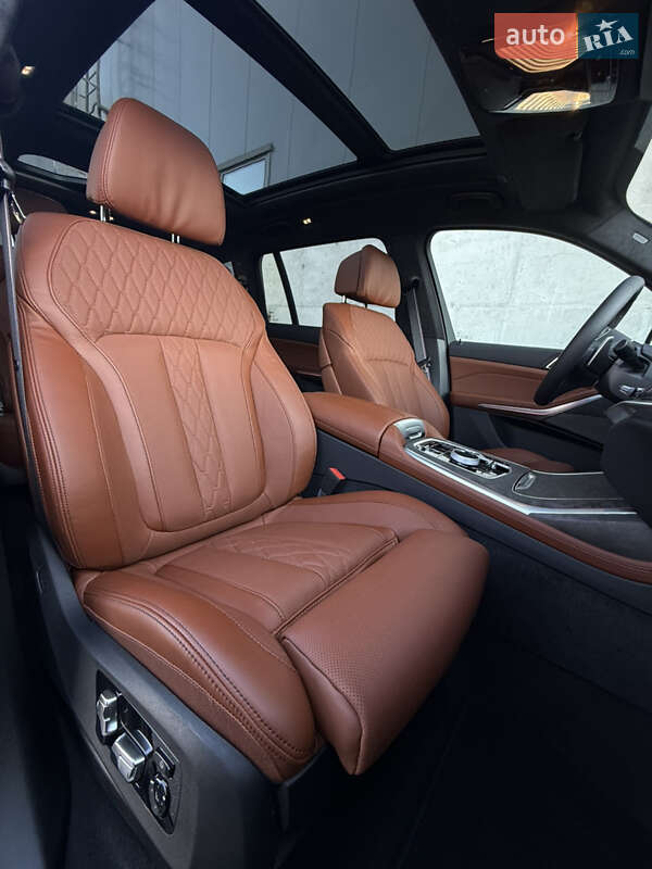 Позашляховик / Кросовер BMW X7 2025 в Києві