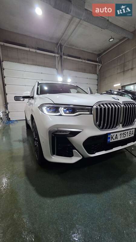 Внедорожник / Кроссовер BMW X7 2019 в Киеве