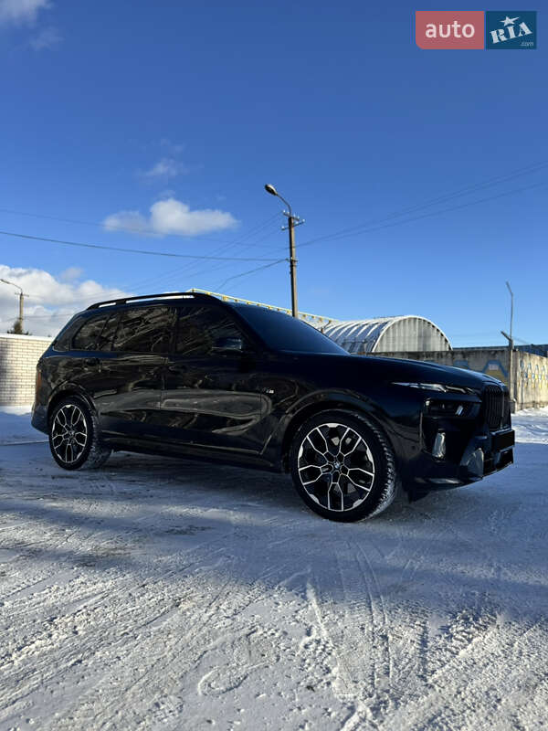 Внедорожник / Кроссовер BMW X7 2024 в Днепре фото 3 Внедорожник / Кроссовер BMW X7 2024 в Днепре