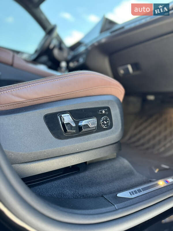 Внедорожник / Кроссовер BMW X7 2024 в Днепре фото 13 Внедорожник / Кроссовер BMW X7 2024 в Днепре