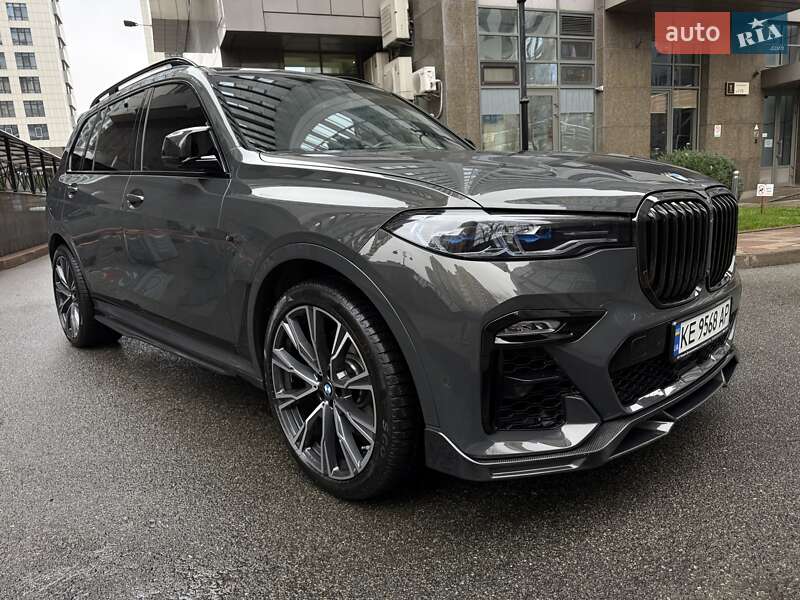 Позашляховик / Кросовер BMW X7 2022 в Києві фото 8 Позашляховик / Кросовер BMW X7 2022 в Києві