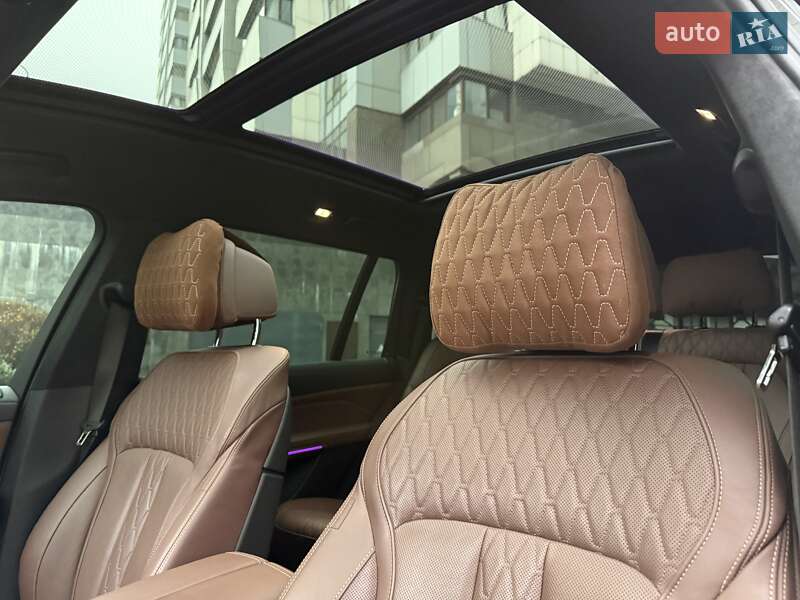 Позашляховик / Кросовер BMW X7 2022 в Києві фото 24 Позашляховик / Кросовер BMW X7 2022 в Києві