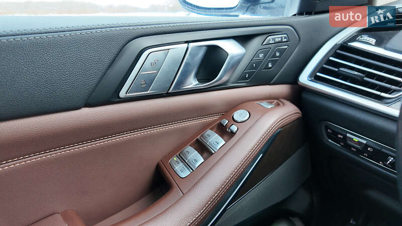 Внедорожник / Кроссовер BMW X7 2019 в Киеве