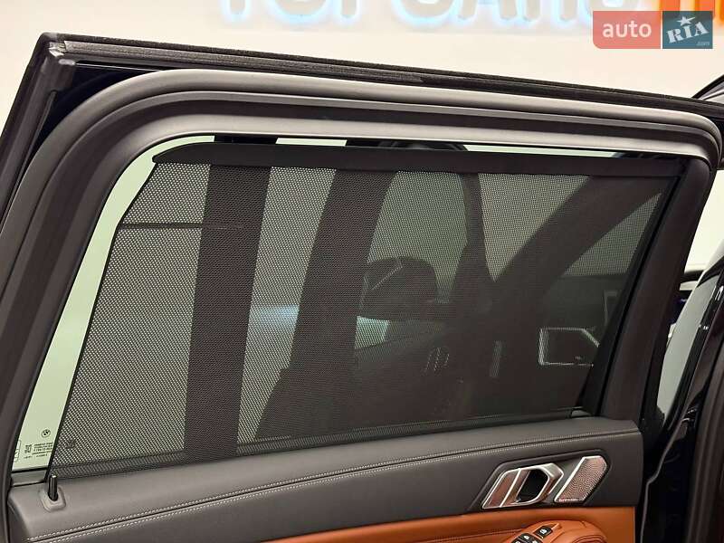 Внедорожник / Кроссовер BMW X7 2025 в Киеве