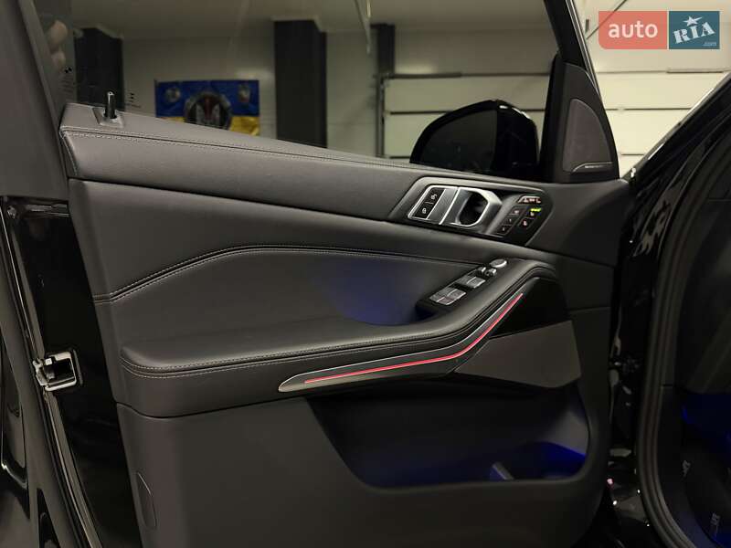 Внедорожник / Кроссовер BMW X7 2024 в Тернополе