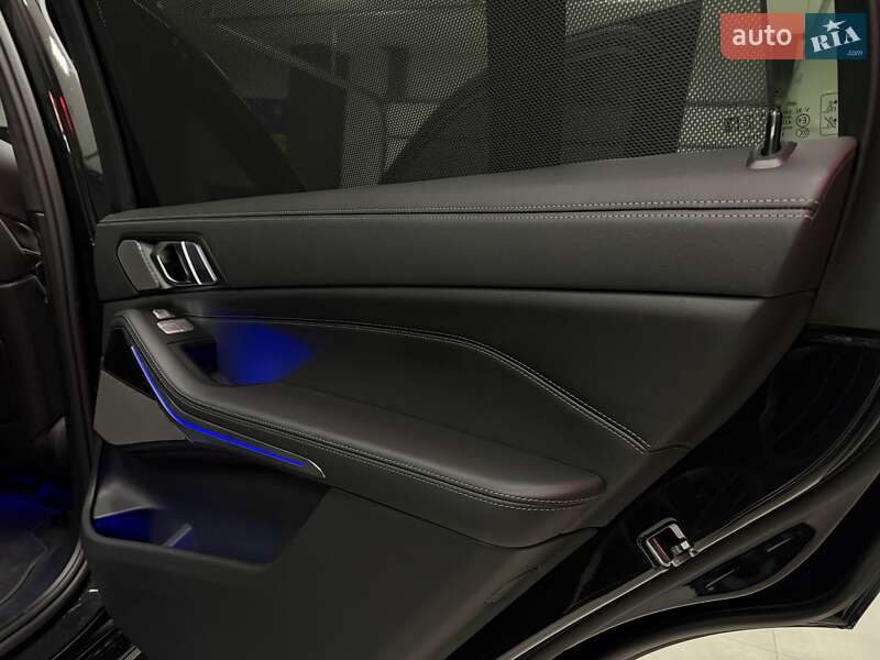 Внедорожник / Кроссовер BMW X7 2024 в Тернополе