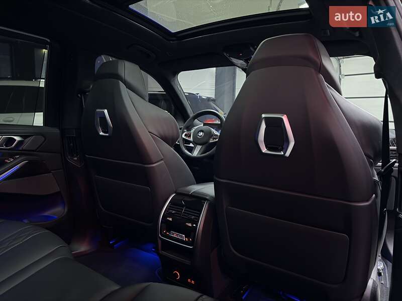 Внедорожник / Кроссовер BMW X7 2024 в Тернополе