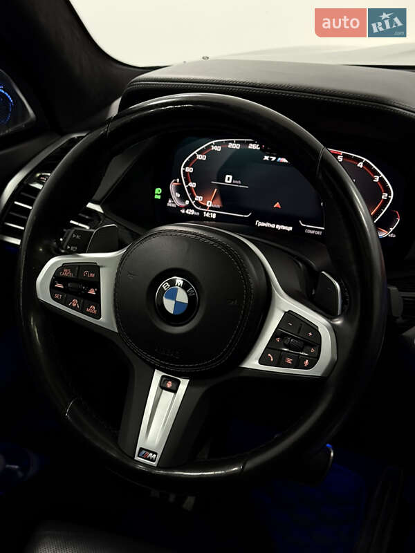 Внедорожник / Кроссовер BMW X7 2022 в Одессе