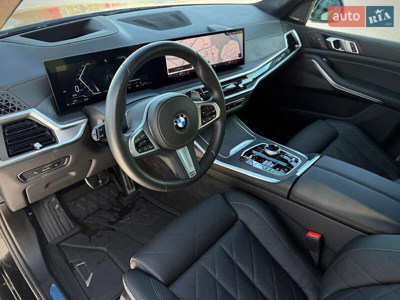 Внедорожник / Кроссовер BMW X7 2024 в Киеве