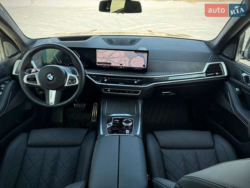 Внедорожник / Кроссовер BMW X7 2024 в Киеве