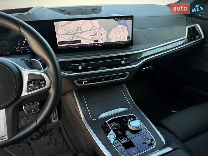 Внедорожник / Кроссовер BMW X7 2024 в Киеве