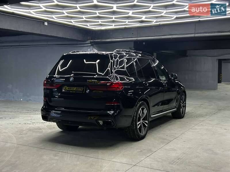 Внедорожник / Кроссовер BMW X7 2022 в Черновцах