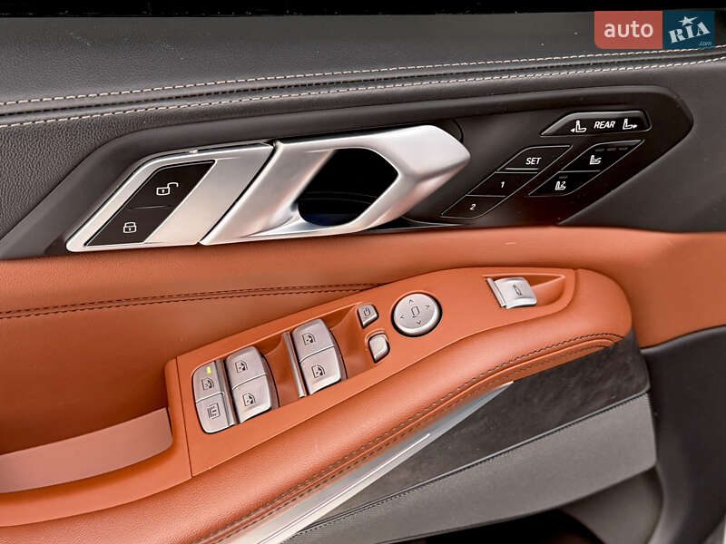 Внедорожник / Кроссовер BMW X7 2024 в Житомире