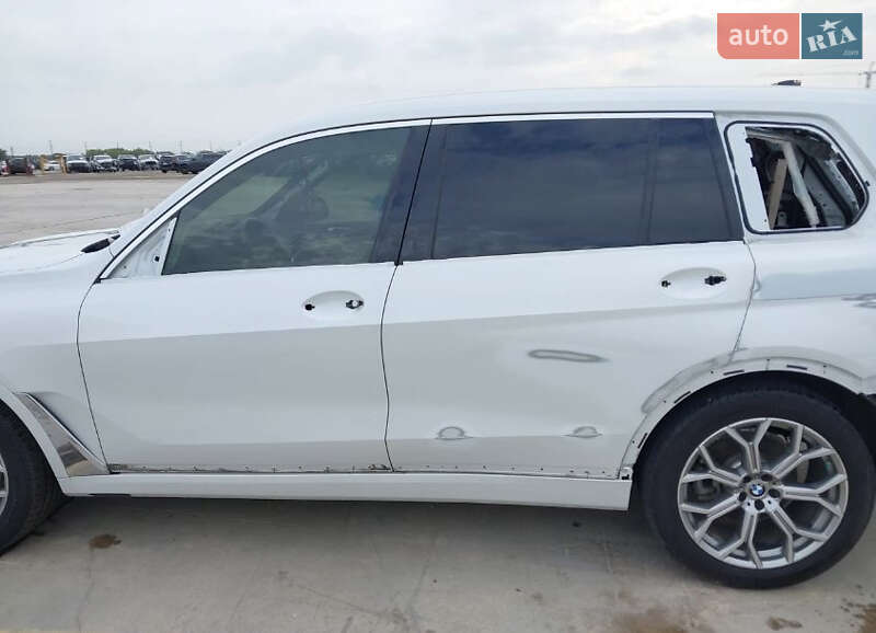 Внедорожник / Кроссовер BMW X7 2019 в Луцке