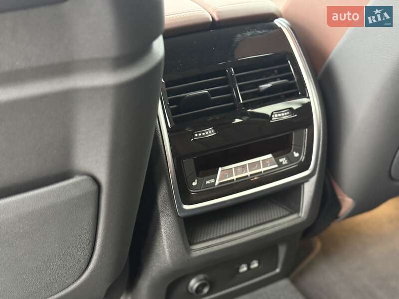 Внедорожник / Кроссовер BMW X7 2025 в Львове