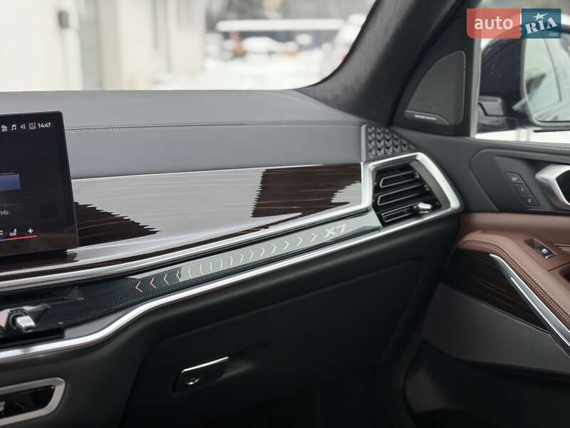 Внедорожник / Кроссовер BMW X7 2025 в Львове