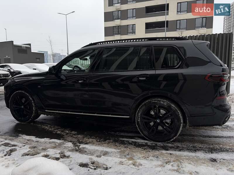 Внедорожник / Кроссовер BMW X7 2023 в Киеве фото 4 Внедорожник / Кроссовер BMW X7 2023 в Киеве