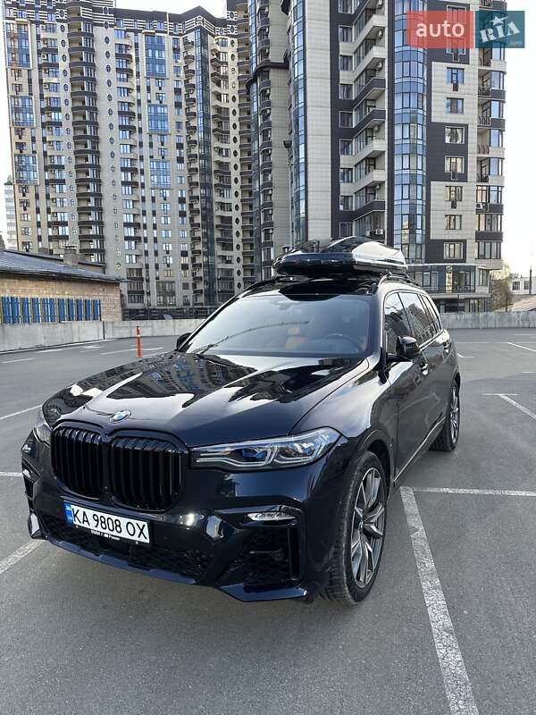 Внедорожник / Кроссовер BMW X7 2021 в Киеве