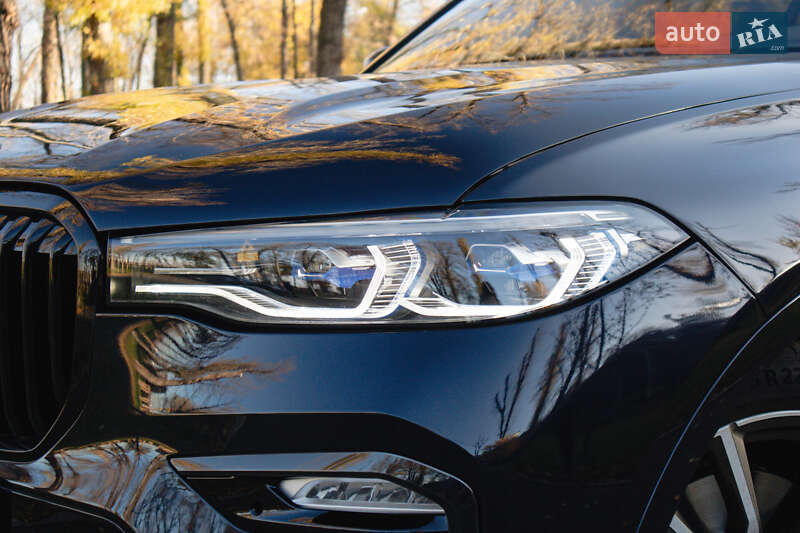 Внедорожник / Кроссовер BMW X7 2021 в Киеве