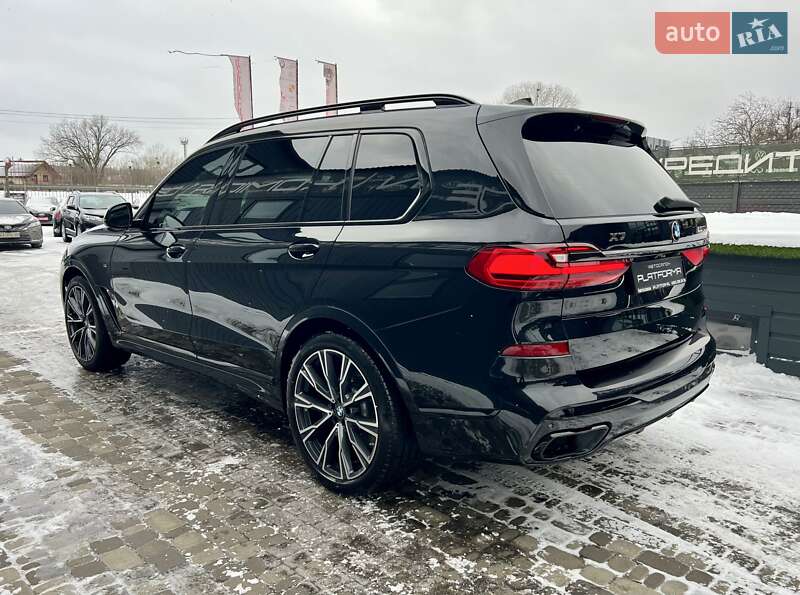 Внедорожник / Кроссовер BMW X7 2022 в Киеве