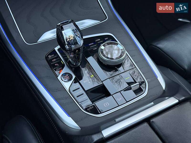 Внедорожник / Кроссовер BMW X7 2022 в Хмельницком