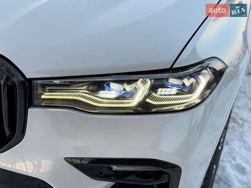 Внедорожник / Кроссовер BMW X7 2022 в Хмельницком