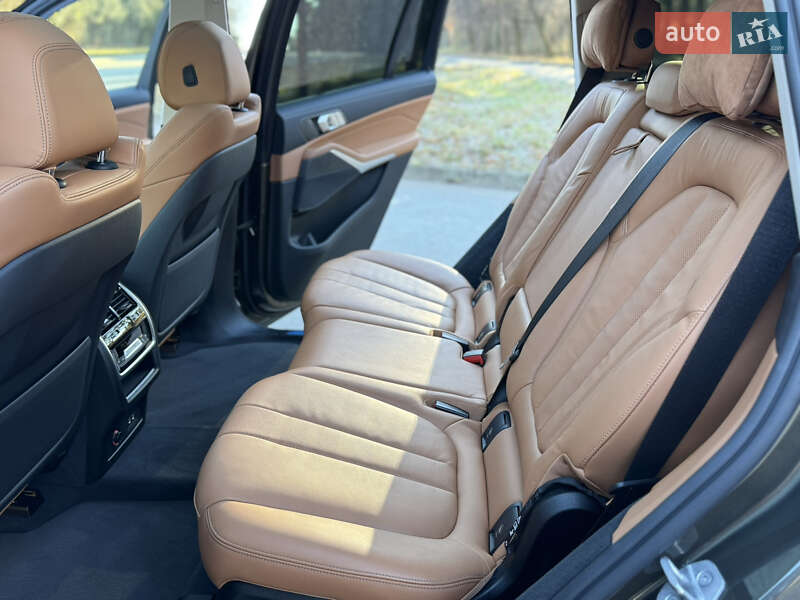 Внедорожник / Кроссовер BMW X7 2022 в Трускавце