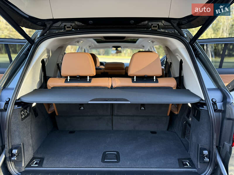 Внедорожник / Кроссовер BMW X7 2022 в Трускавце