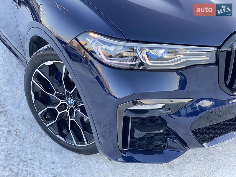 Внедорожник / Кроссовер BMW X7 2020 в Киеве