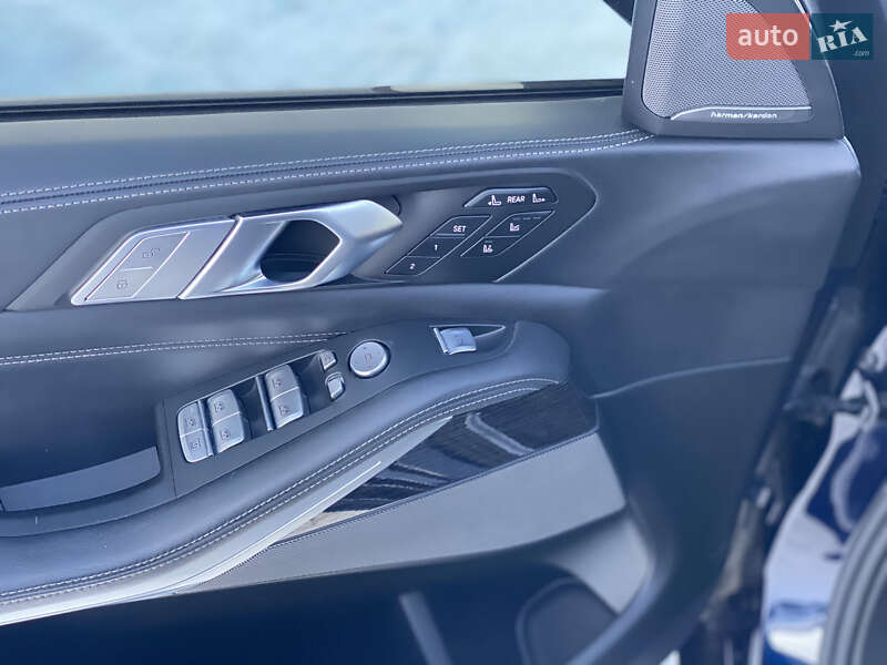 Внедорожник / Кроссовер BMW X7 2020 в Киеве