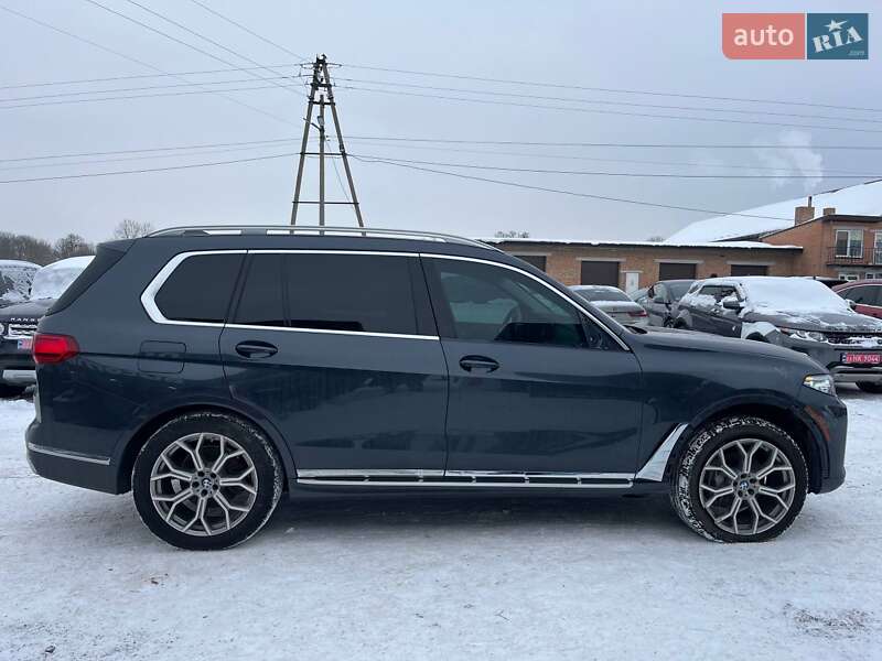 Внедорожник / Кроссовер BMW X7 2020 в Луцке