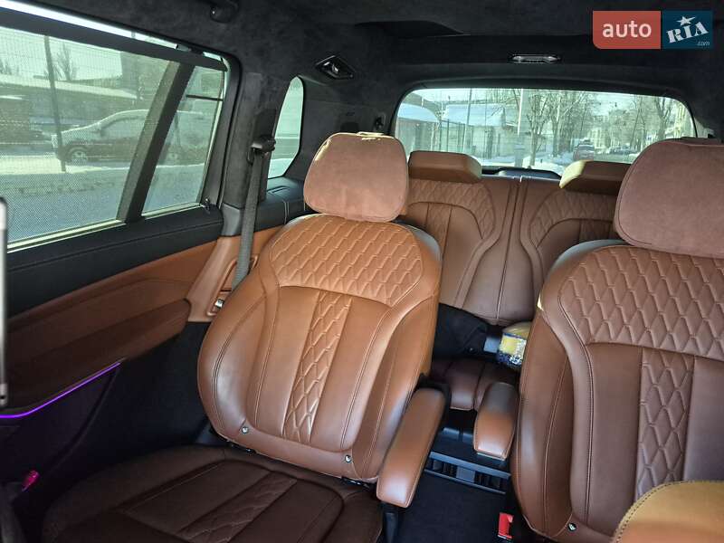 Внедорожник / Кроссовер BMW X7 2019 в Киеве фото 5 Внедорожник / Кроссовер BMW X7 2019 в Киеве