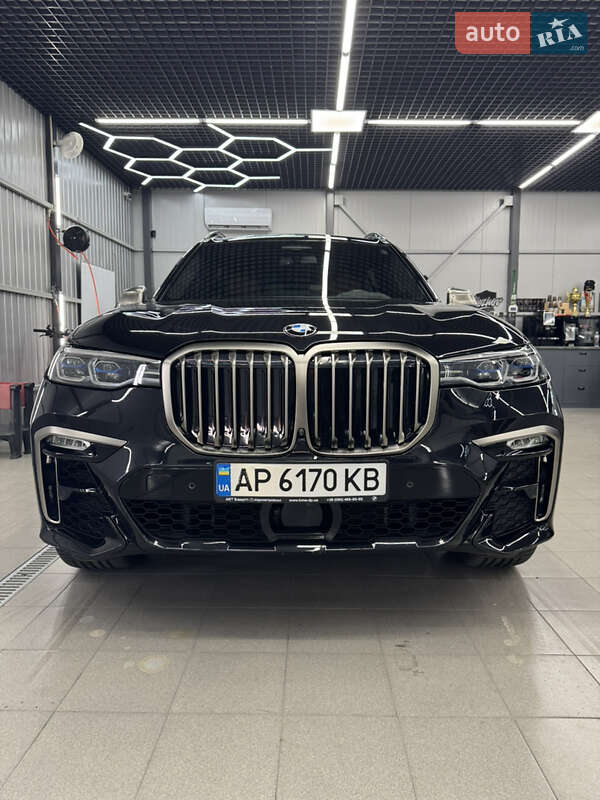 Внедорожник / Кроссовер BMW X7 2022 в Запорожье