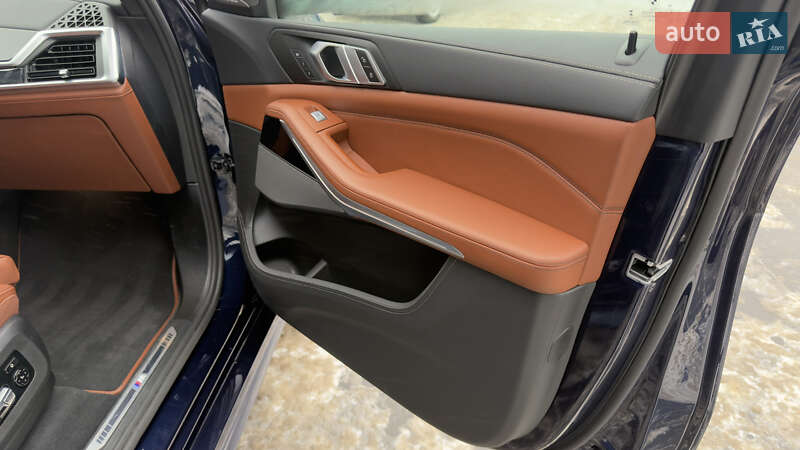 Внедорожник / Кроссовер BMW X7 2025 в Луцке