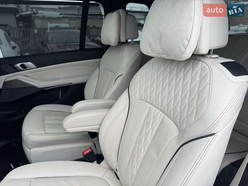 Внедорожник / Кроссовер BMW X7 2019 в Тернополе