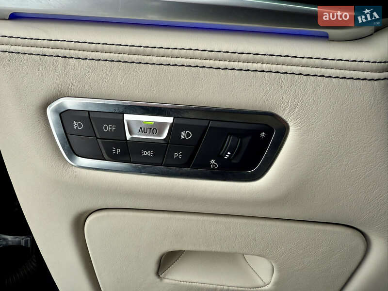 Внедорожник / Кроссовер BMW X7 2019 в Тернополе