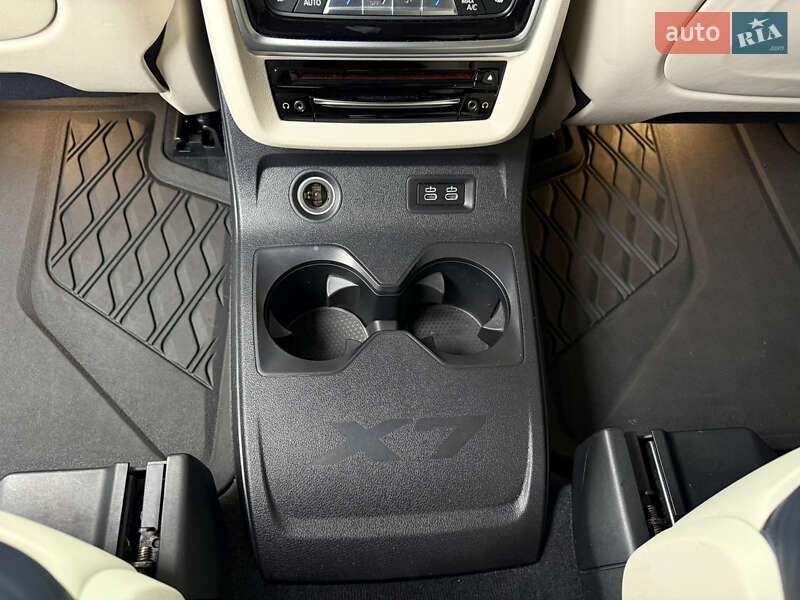 Внедорожник / Кроссовер BMW X7 2019 в Тернополе