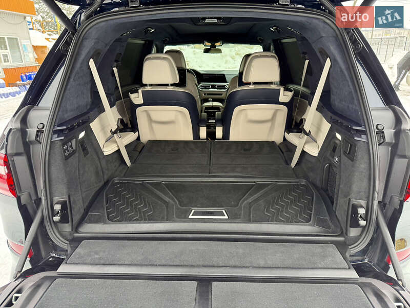 Внедорожник / Кроссовер BMW X7 2019 в Тернополе