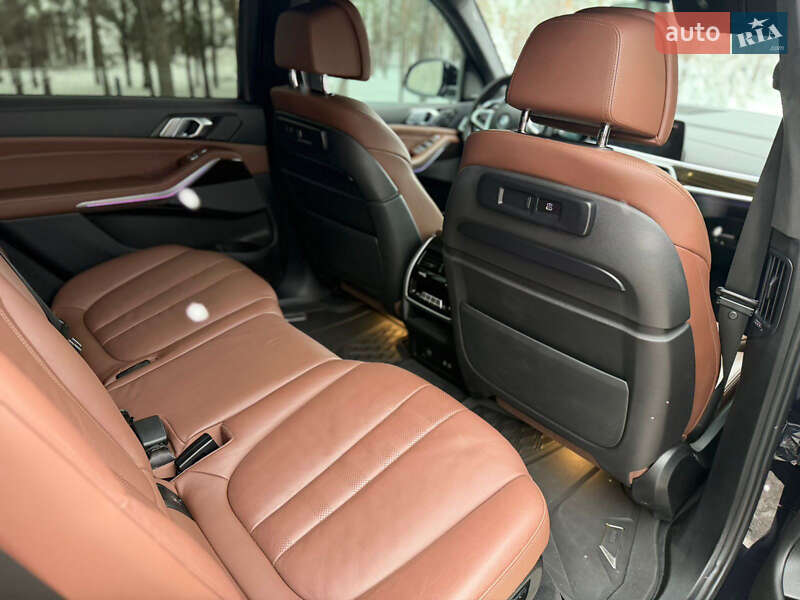 Внедорожник / Кроссовер BMW X7 2020 в Киеве фото 32 Внедорожник / Кроссовер BMW X7 2020 в Киеве