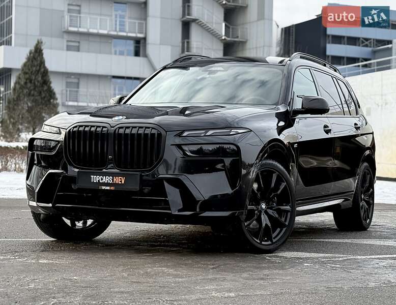 Внедорожник / Кроссовер BMW X7 2023 в Киеве