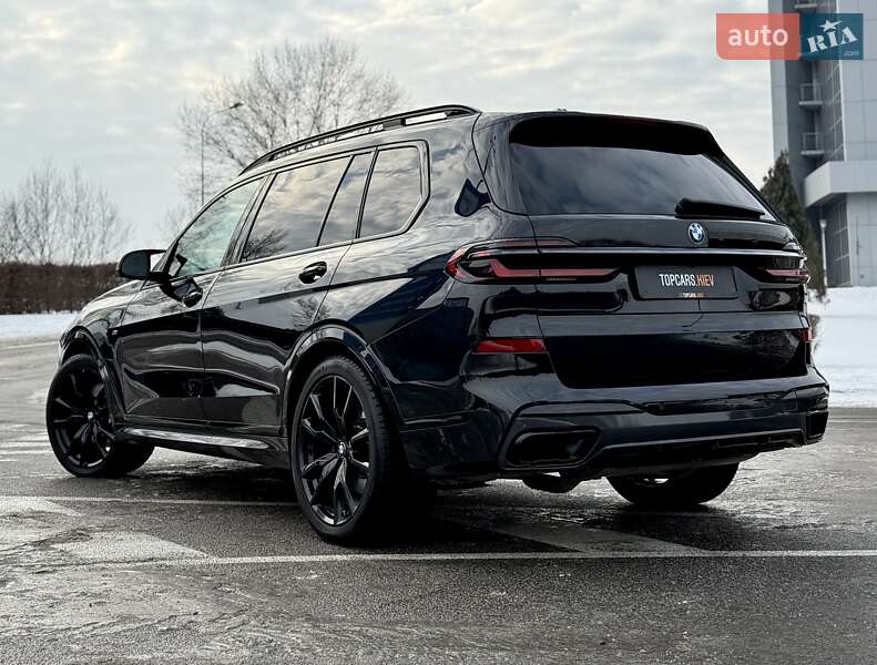Внедорожник / Кроссовер BMW X7 2023 в Киеве