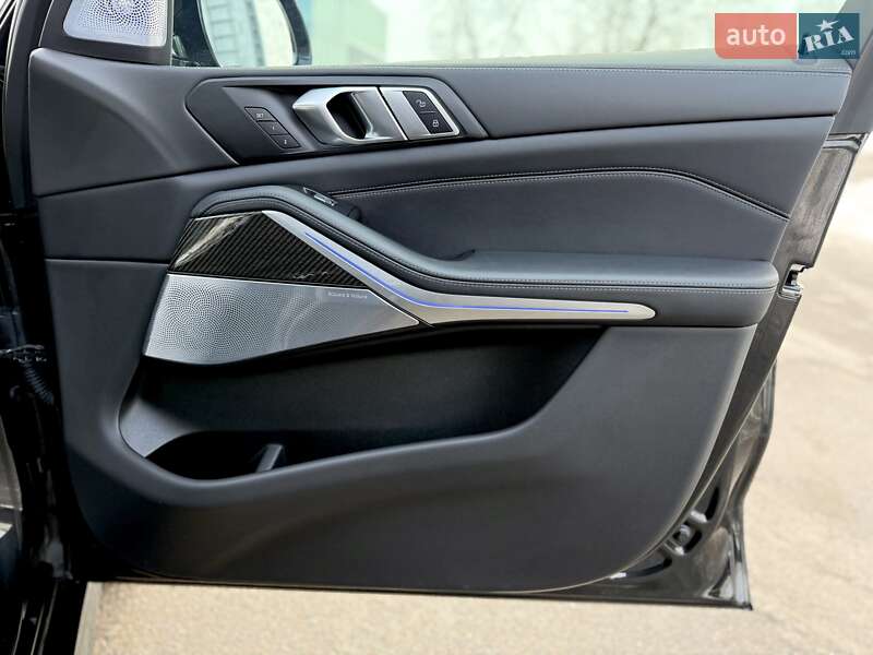 Внедорожник / Кроссовер BMW X7 2023 в Киеве