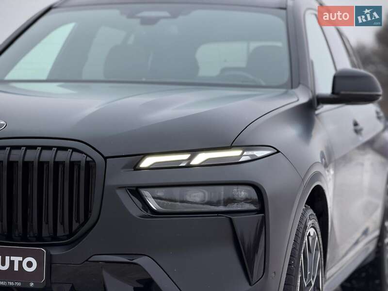Внедорожник / Кроссовер BMW X7 2023 в Киеве