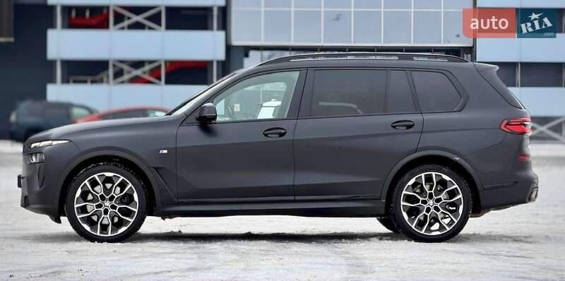 Внедорожник / Кроссовер BMW X7 2023 в Киеве